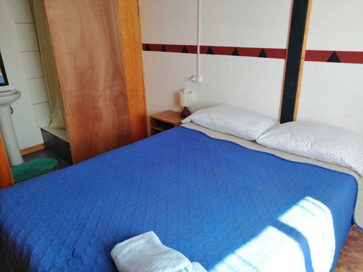 Hostal Nomades Chiloe 卡斯特鲁 外观 照片